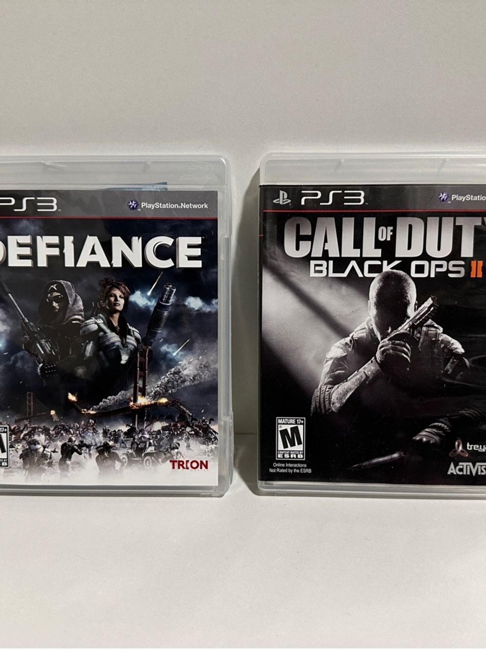 Defiance/Call of Duty: Black Ops II (PS3) - Black Bundle